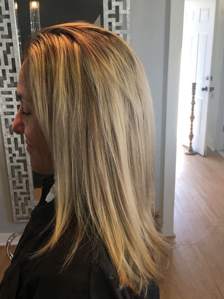 30A Beauty Call Hairdresser in Miramar Beach Florida