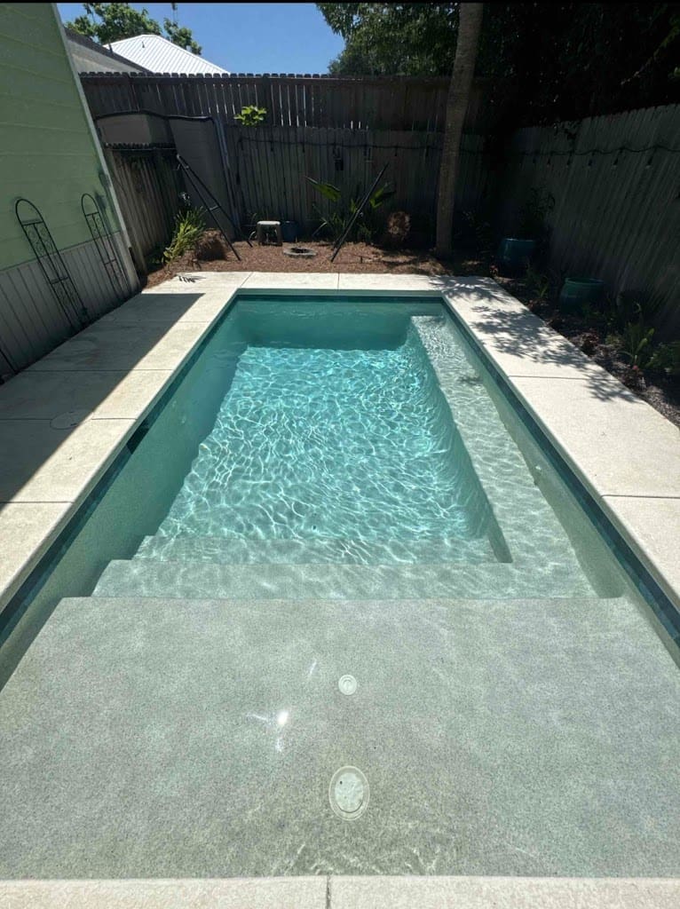 Aardvark Lawn and Pool Pool Cleaning Service in Panama City Beach Florida