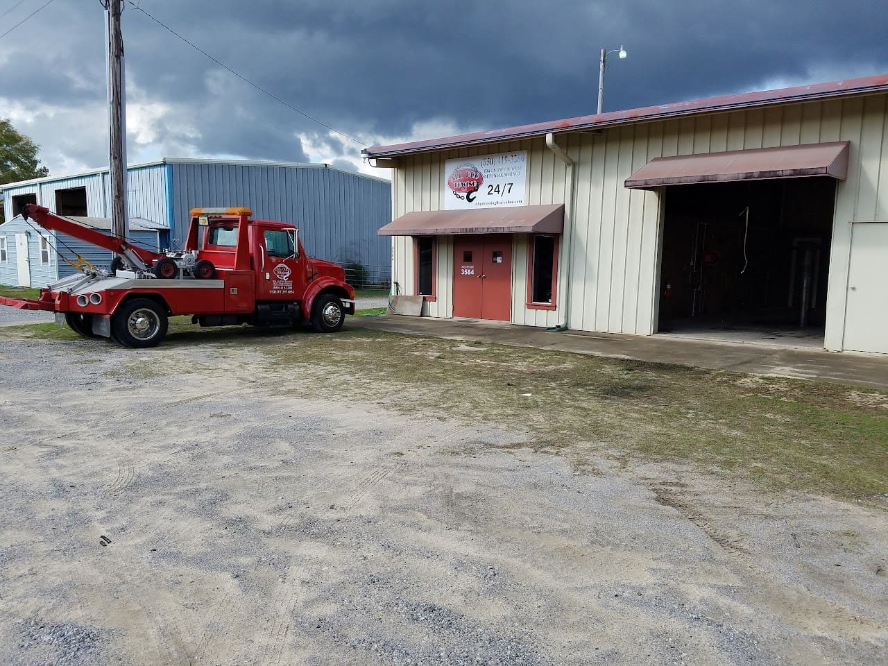 All Pro Towing LLC Towing Service in Defuniak Springs Florida