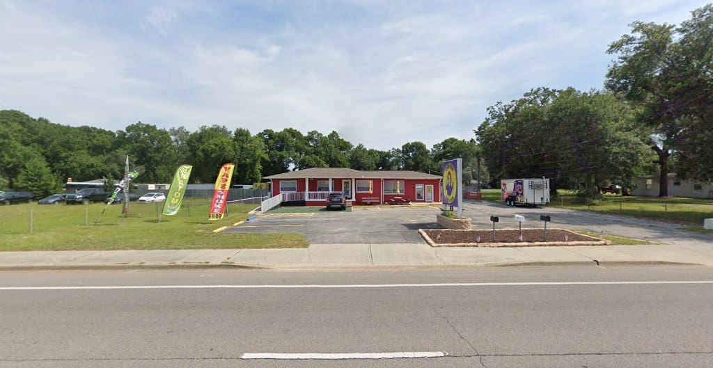 Bayou Pools Pool Cleaning Service in Pensacola Florida