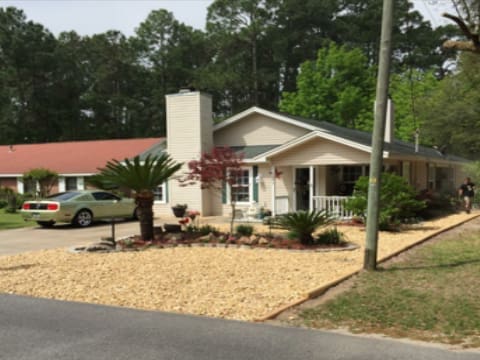 Be Rooted Lawncare and Landscape Landscaper in Niceville Florida