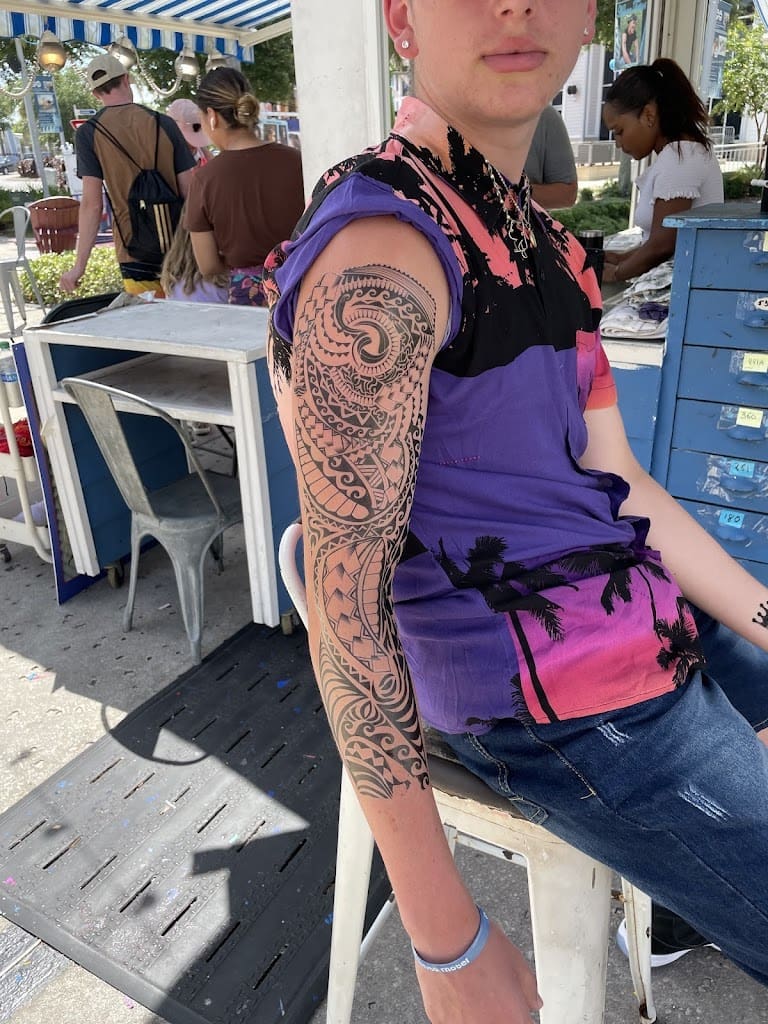 Beach Hut Pier Park Hair Extension Technician in Panama City Beach Florida