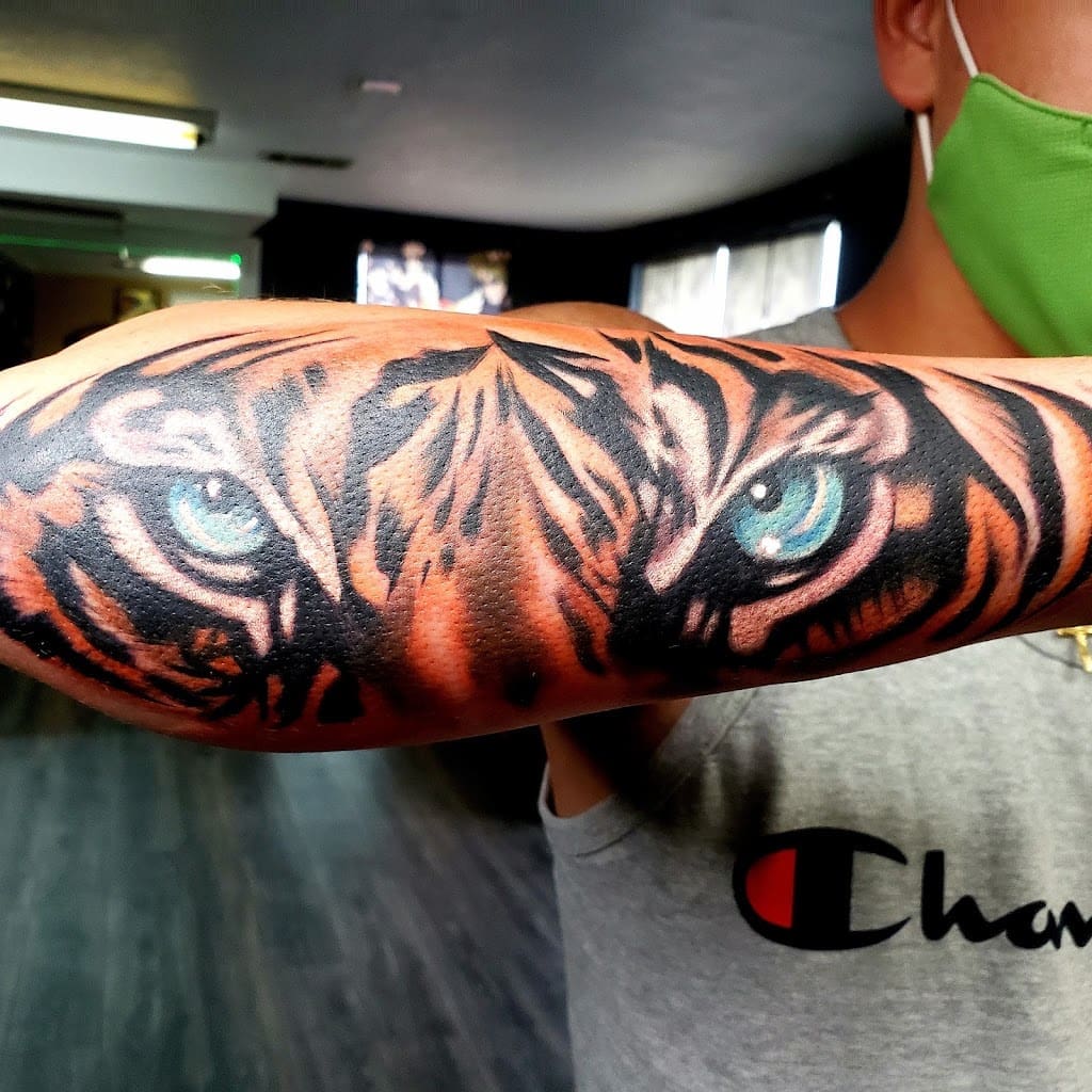 Black Orchid Tattoo Tattoo Shop in Pensacola Florida