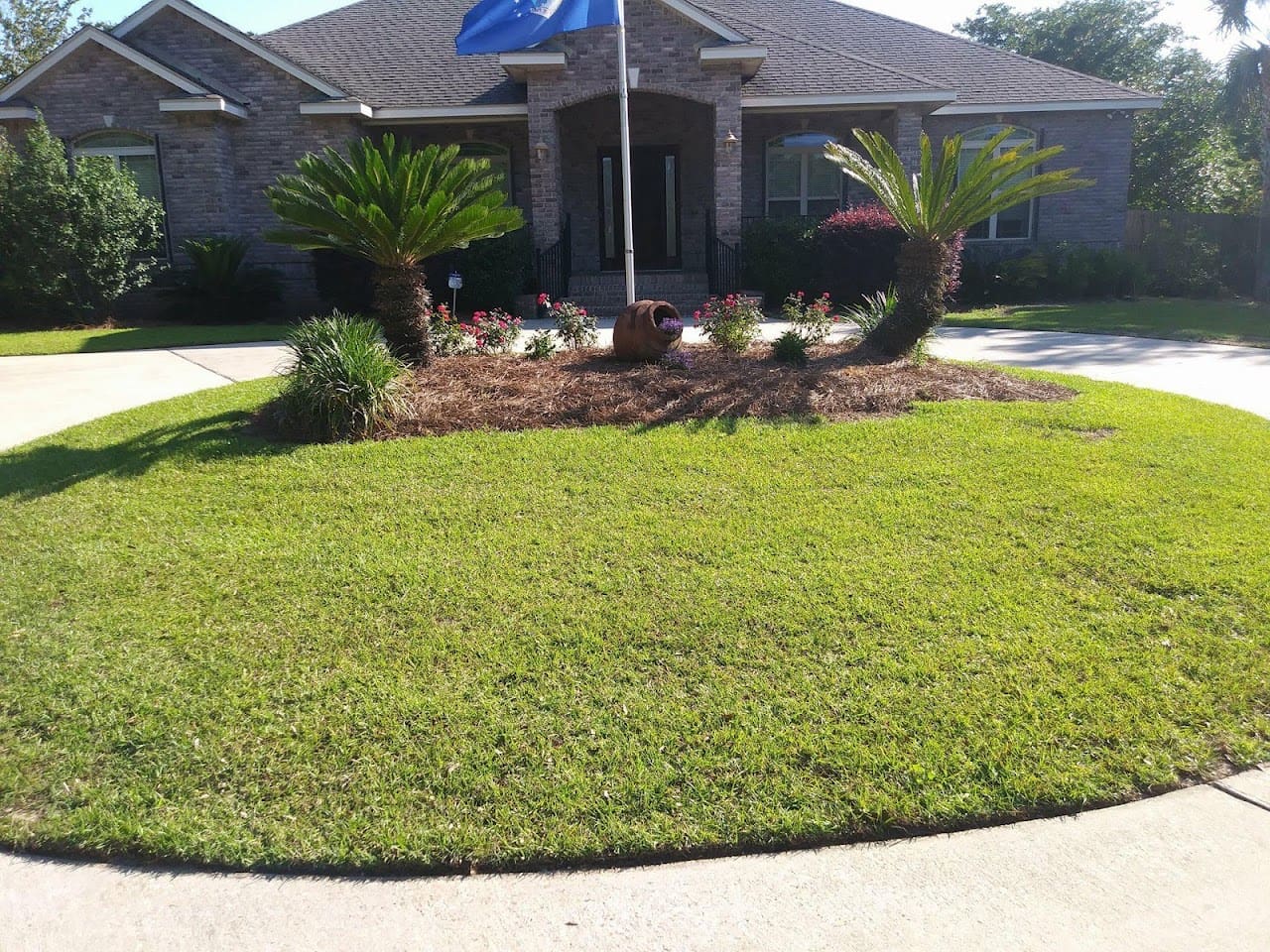 Brighton Lawncare LLC Lawn Care Service in Gulf Breeze Florida