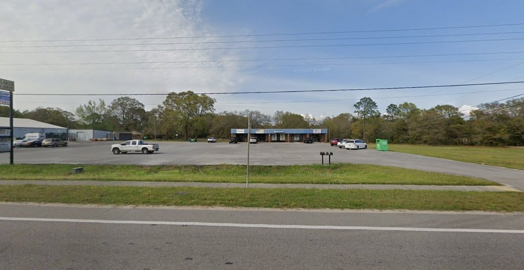 Caring Hands Chiropractic Chiropractor in Defuniak Springs Florida