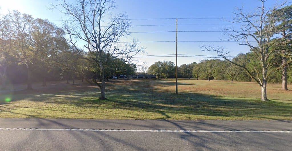 Chestnuts One Stop Gun Shop Gun Shop in Holt Florida