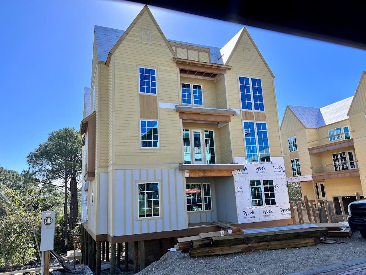 Coastal Custom Finishing Contractor in Panama City Florida