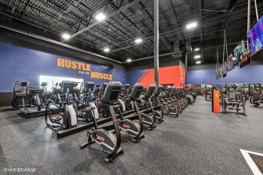 Crunch Fitness Pensacola FL Gym in Pensacola Florida