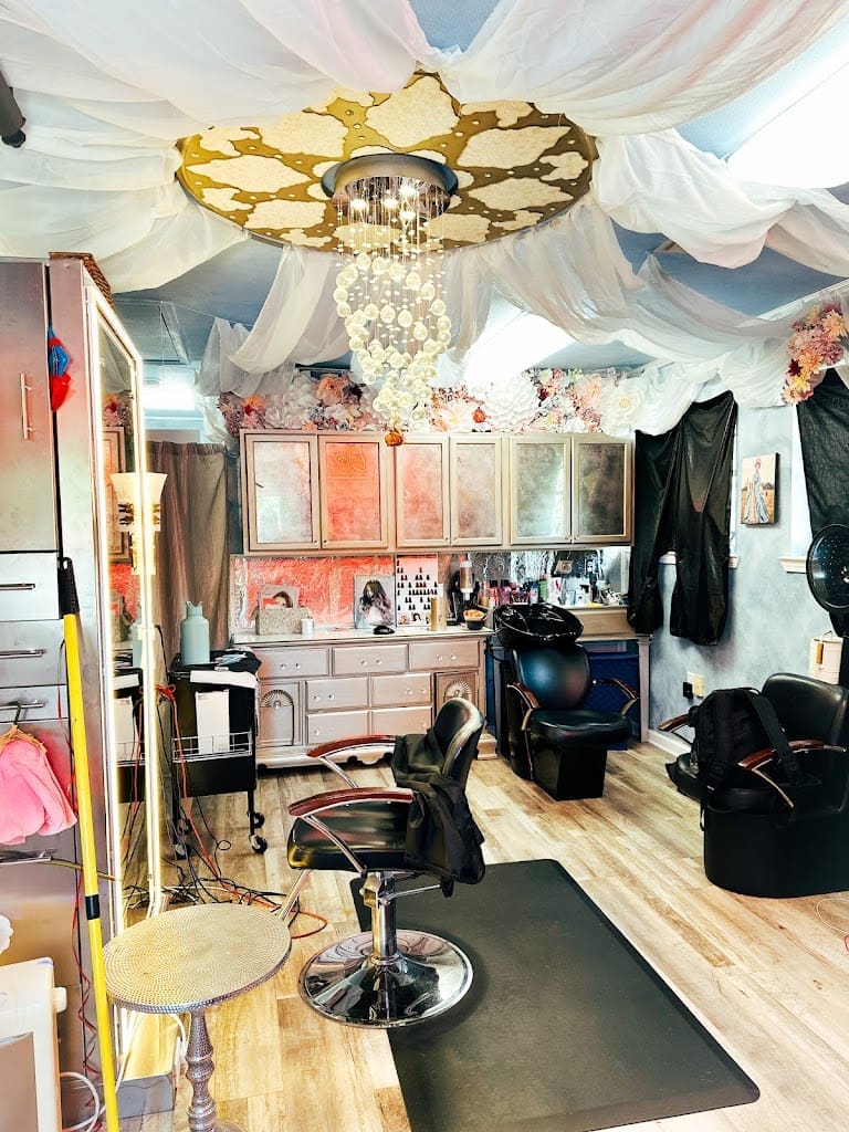 Doria Grace Salon Hair Salon in Fort Walton Beach Florida