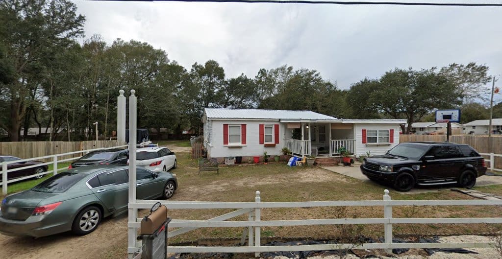 Everything Natural Holistic Clinic Massage Therapist in Milton Florida