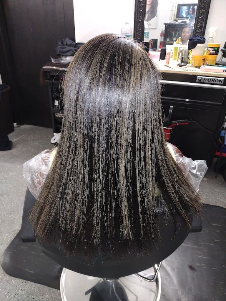 First Class Cutz N Stylez Hair Salon in Panama City Florida