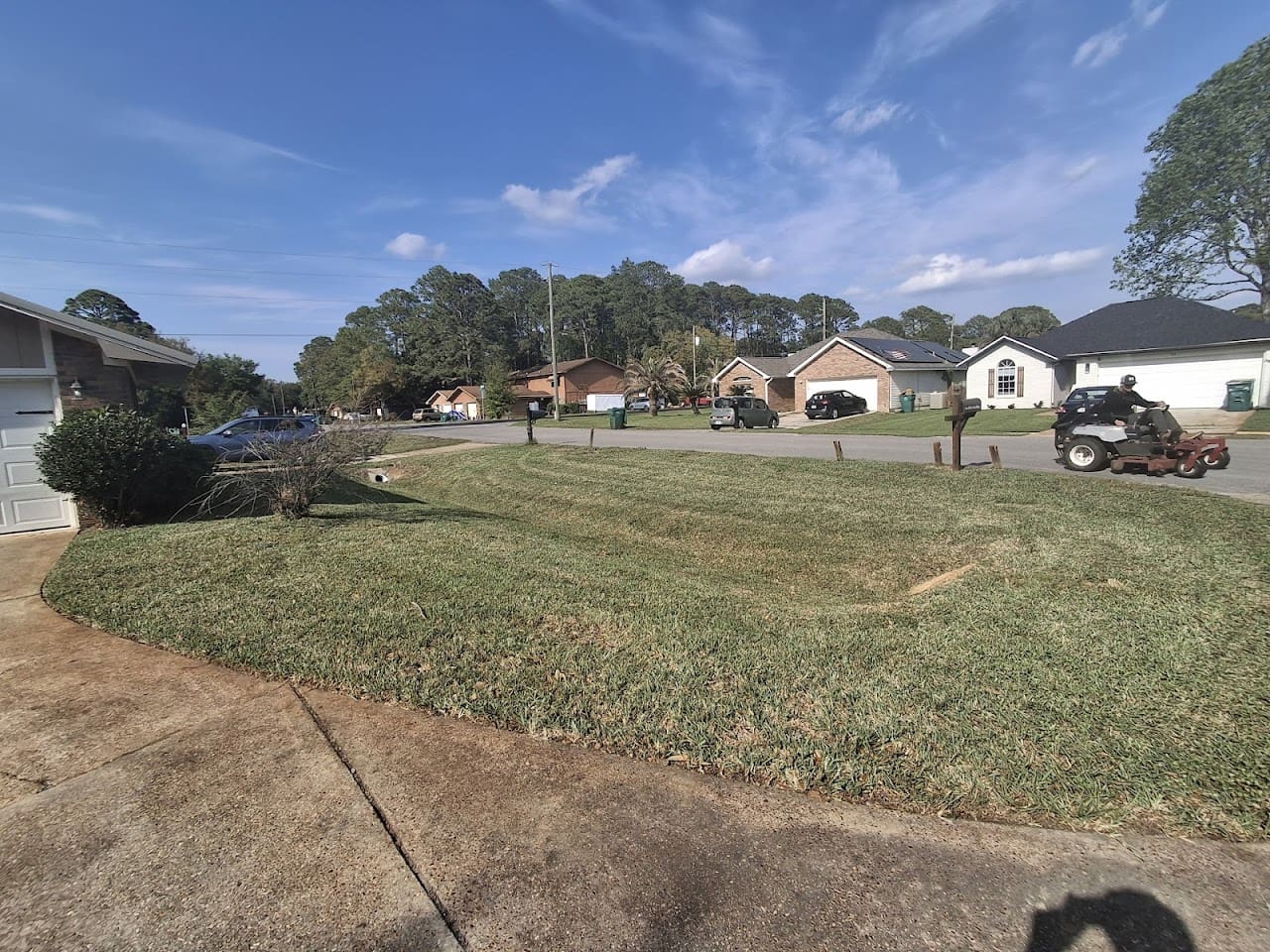 Flawless Turf llc Lawn Care Service in Mary Esther Florida