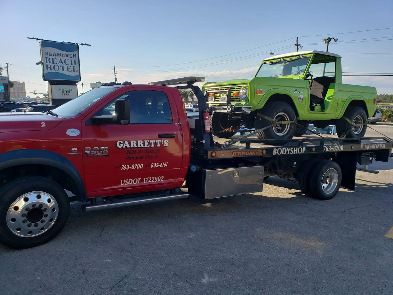 Garretts Automotive Towing Service in Panama City Florida