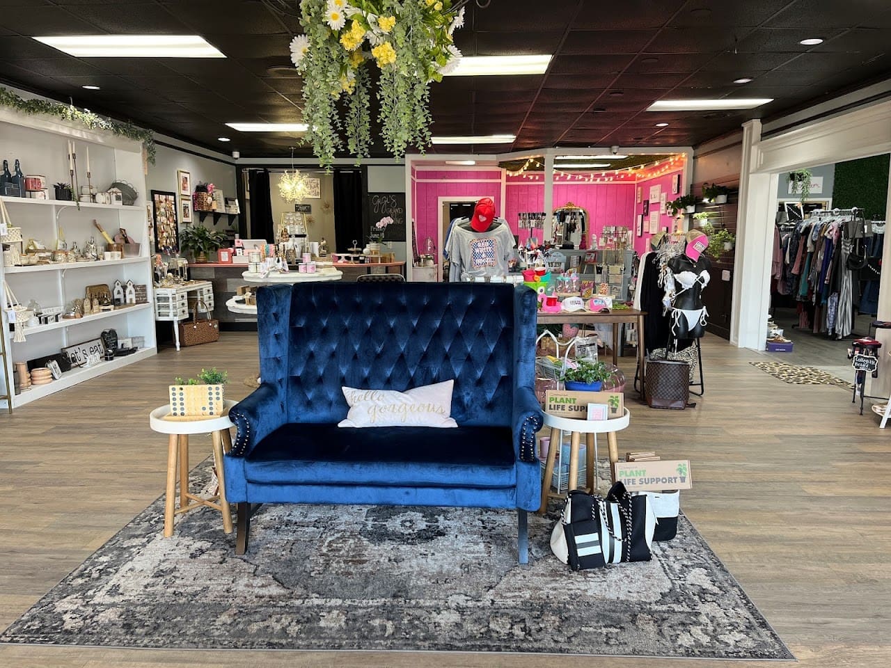 Gigis Boutique Eats Boutique in Pensacola Florida