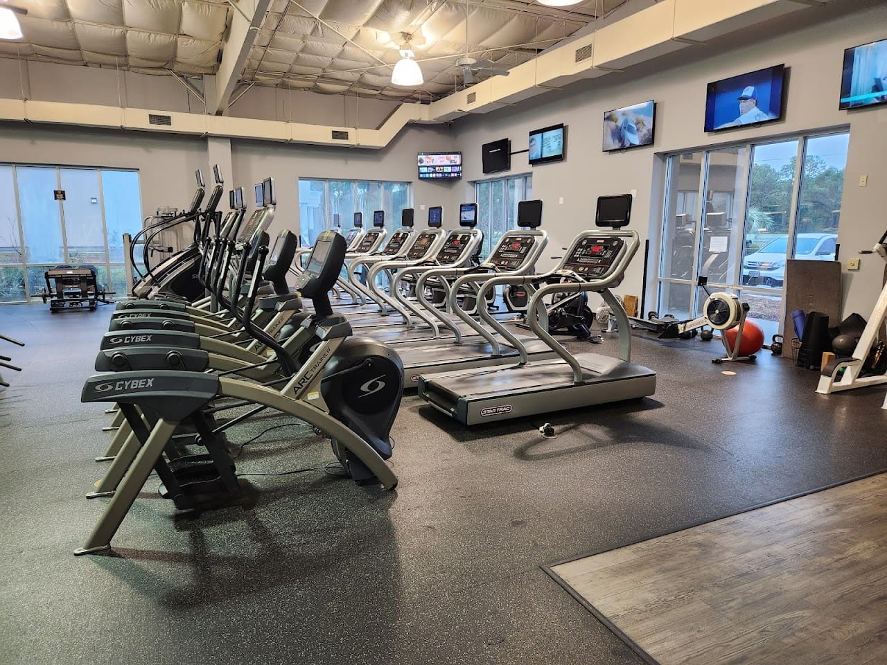 Golds Gym Destin Gym in Miramar Beach Florida