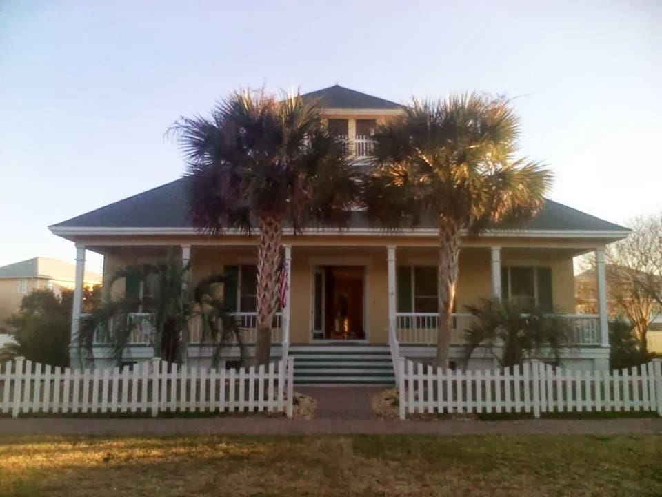 Homecolor Painting Handyman Services Painting in Milton Florida