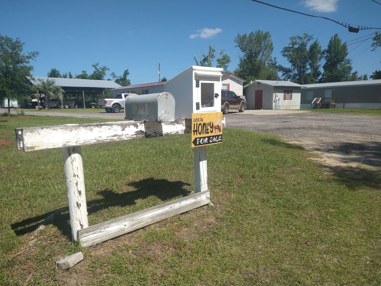 Honey Box Honey Farm in Panama City Florida