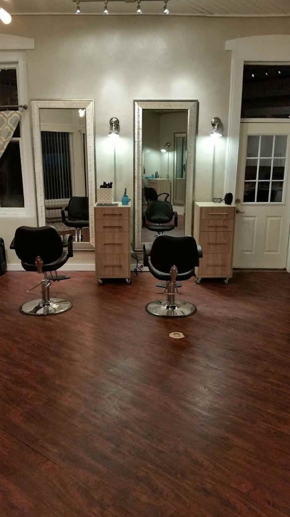 Honeycomb Hair Design Hair Salon in Milton Florida