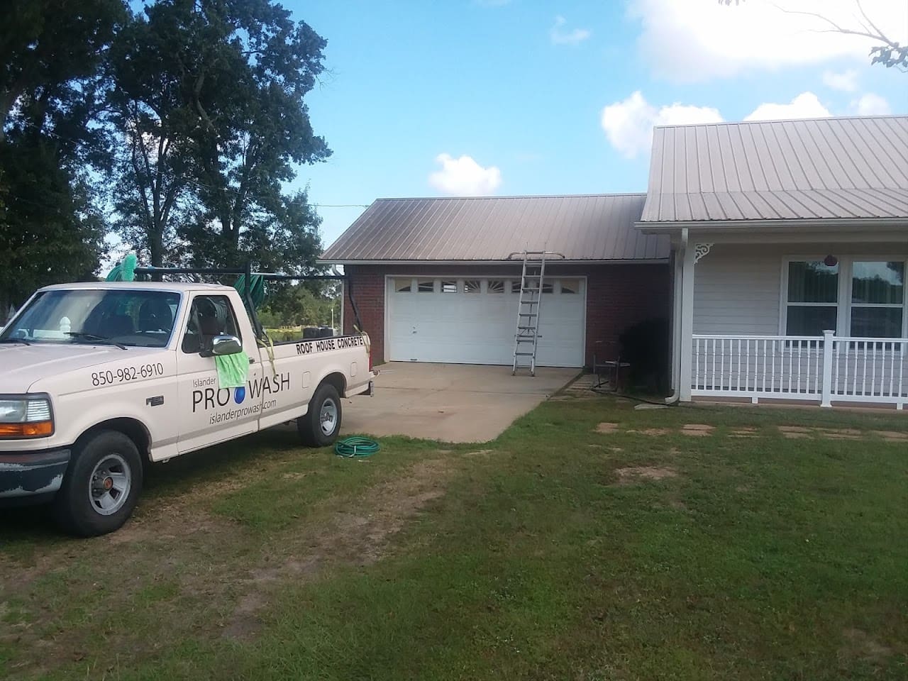 Islander Pro Wash Pressure Washing Service in Pace Florida