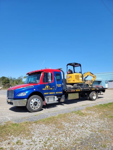 JRs Paint Body INC Towing Service in Milton Florida