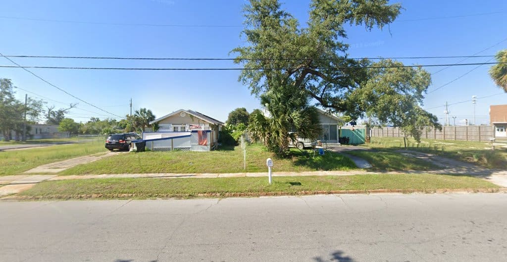 KCS Puppyville Pet Boarding Service in Panama City Florida