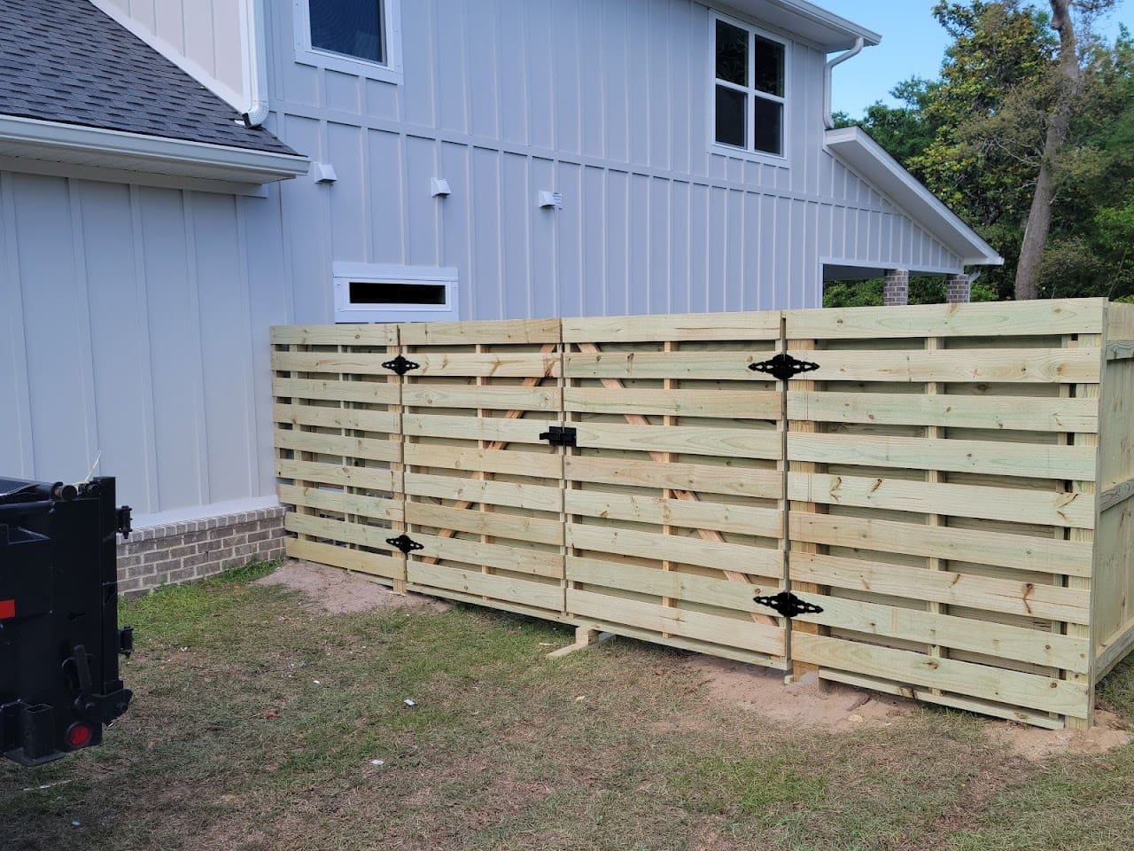 Land Boss LLC Fence Contractor in Pensacola Florida