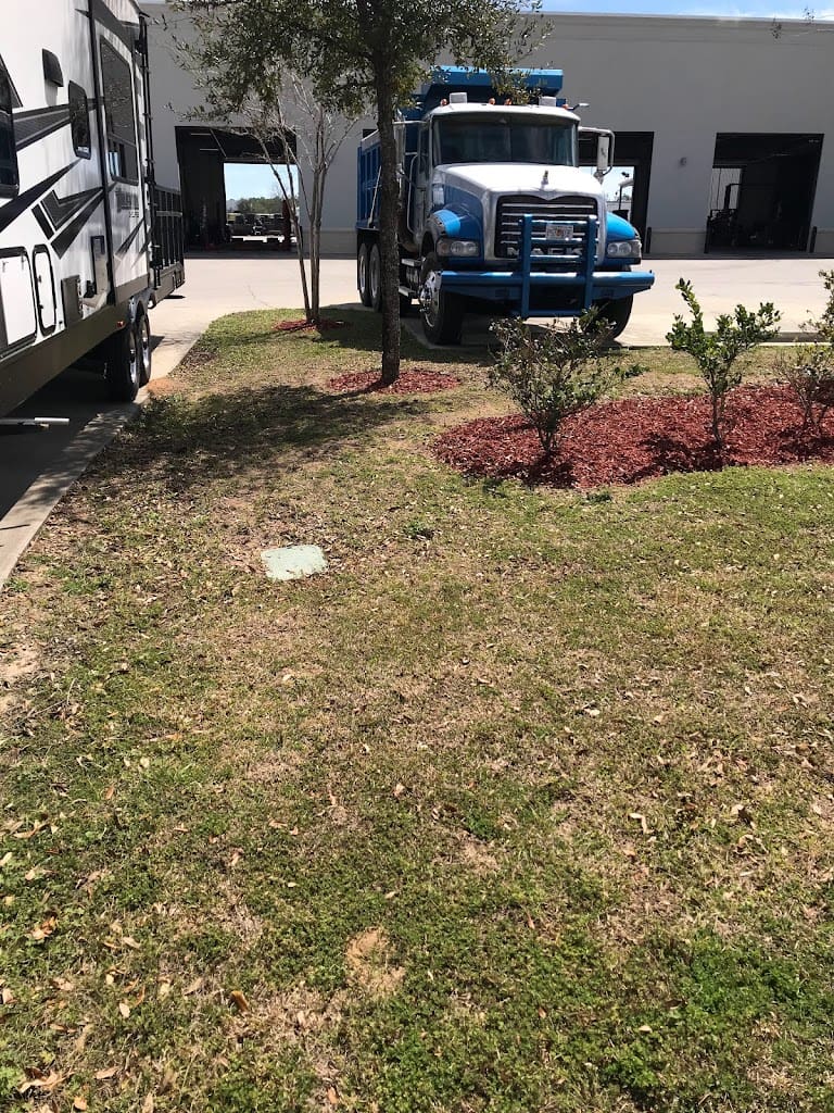 Landscaping Plus of Crestview LLC Lawn Care Service in Crestview Florida