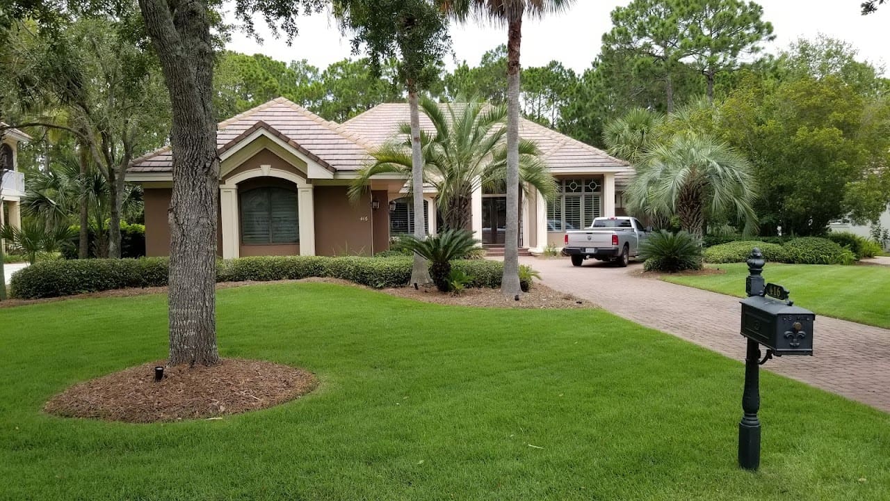 LawnGevity Lawn Service Lawn Care Service in Destin Florida