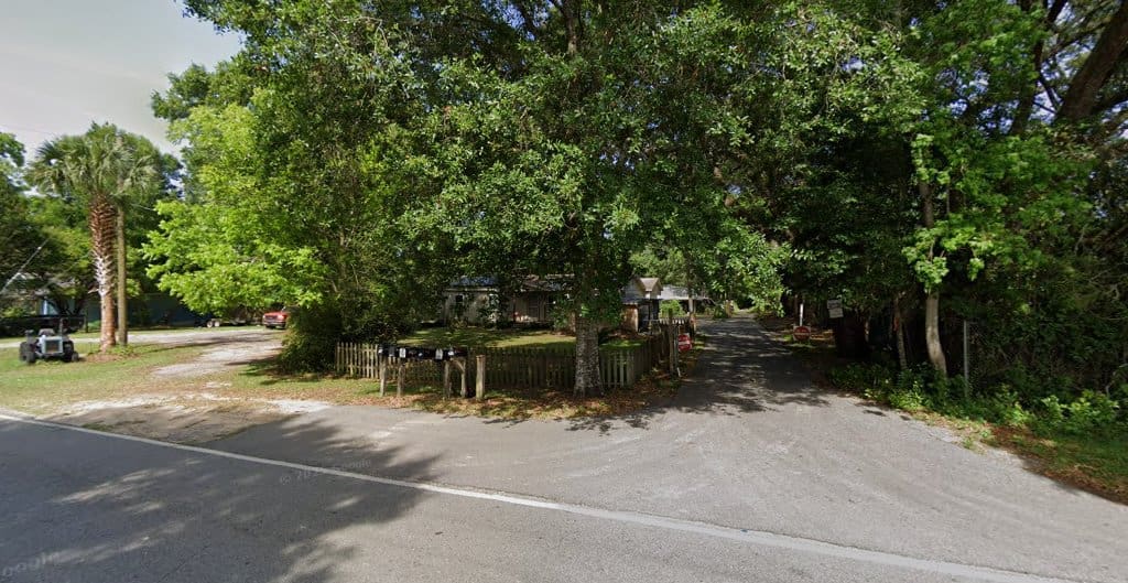 Laws Tree Stump Removal Tree Service in Pensacola Florida