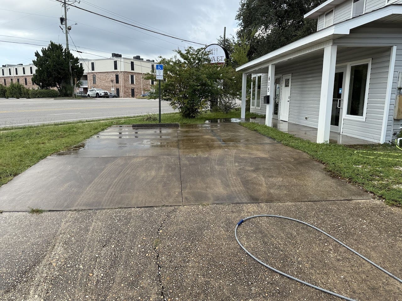 Leprechaun Pro Wash Pressure Washing Service in Gulf Breeze Florida