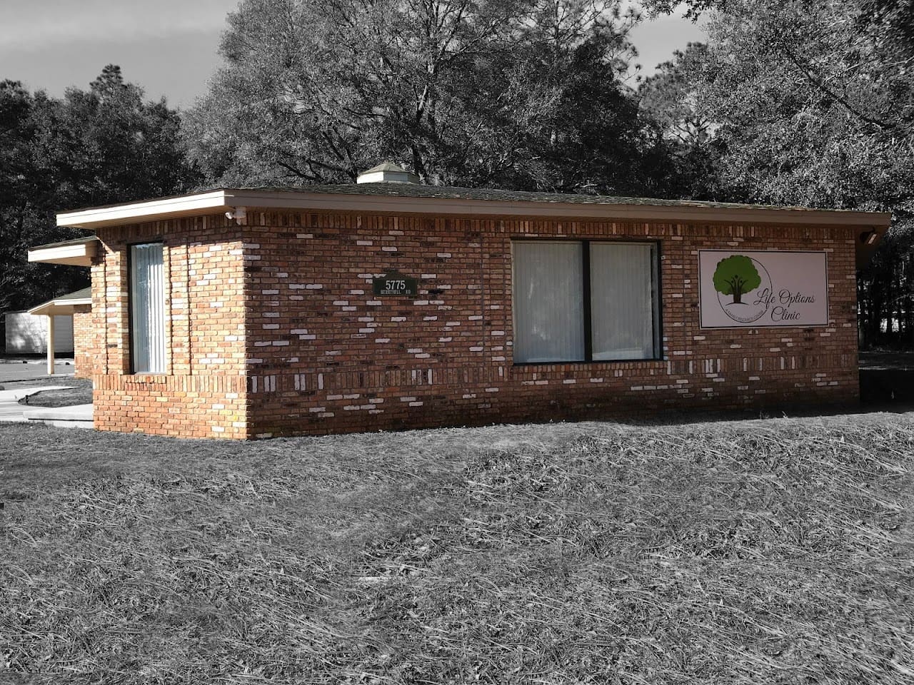 Life Options Clinic Womens Clothing Store in Milton Florida