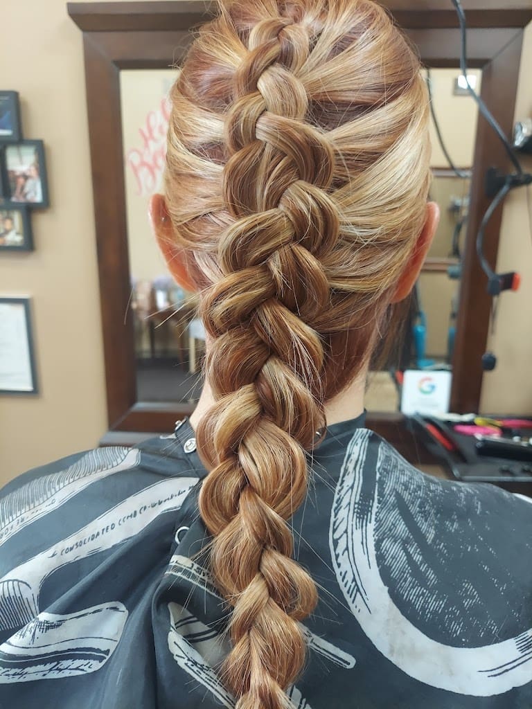 Nan Hairdesigns LLC Hair Salon in Navarre Florida