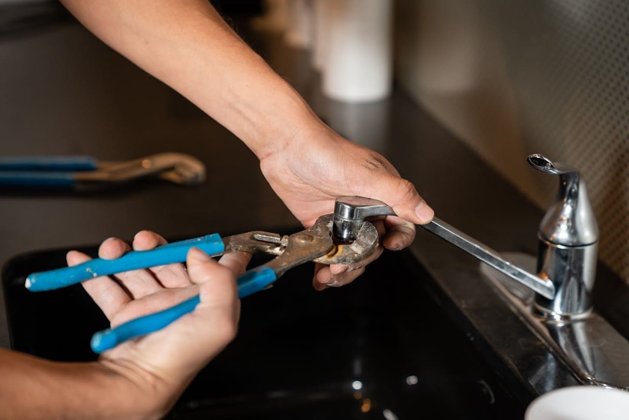 Navarre Plumbing Plumber in Gulf Breeze Florida