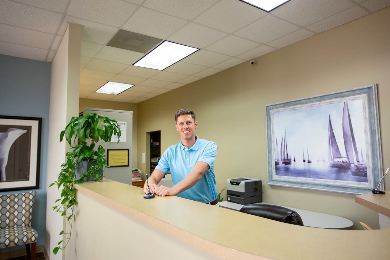 Neal Clinic Chiropractic Comprehensive Healthcare Chiropractor in Pensacola Florida