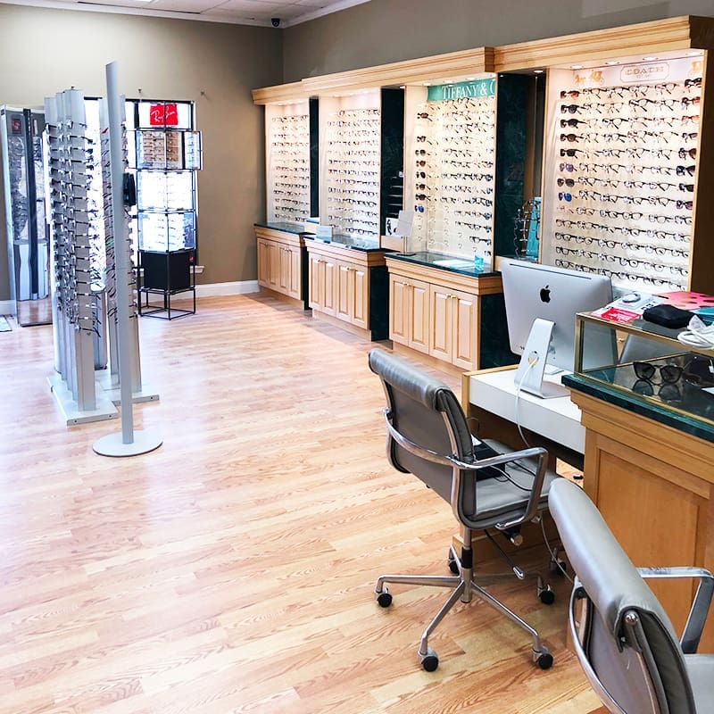 Opti Club Optometrist in Pace Florida