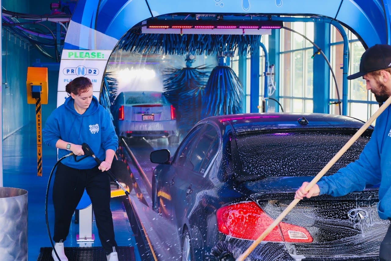 Ottos Express Car Wash Car Wash in Freeport Florida