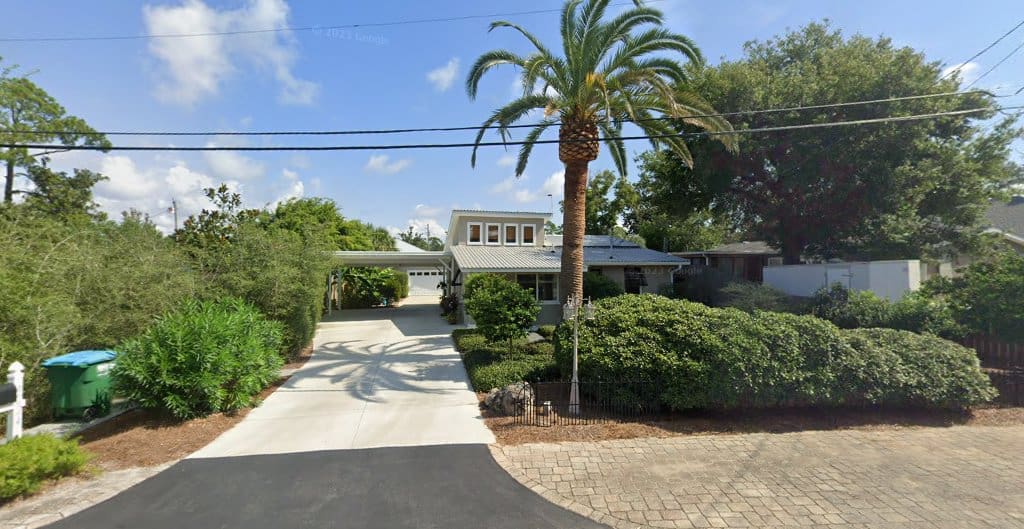 PC Beach Electric LLC Electrician in Panama City Beach Florida