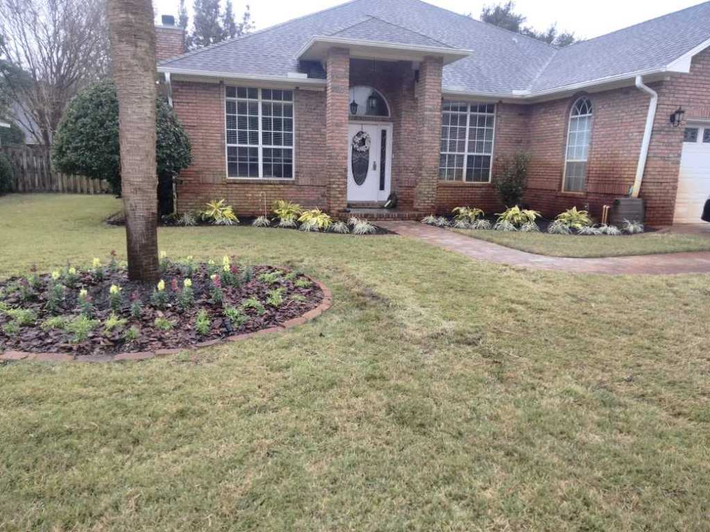 Panhandle pride landscaping Landscaper in Valparaiso Florida