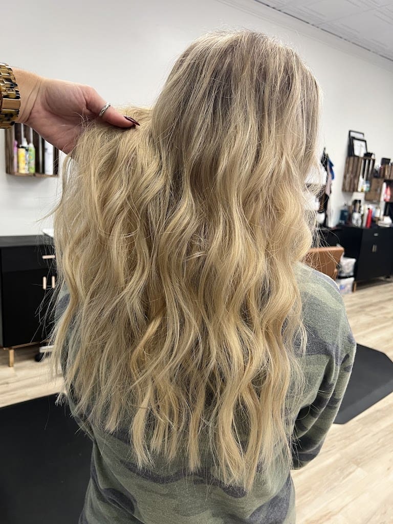 Pearls Artistry Hair Salon in Destin Florida