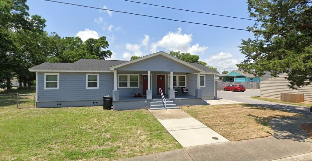 Personal Masseuse and More Massage Therapist in Pensacola Florida