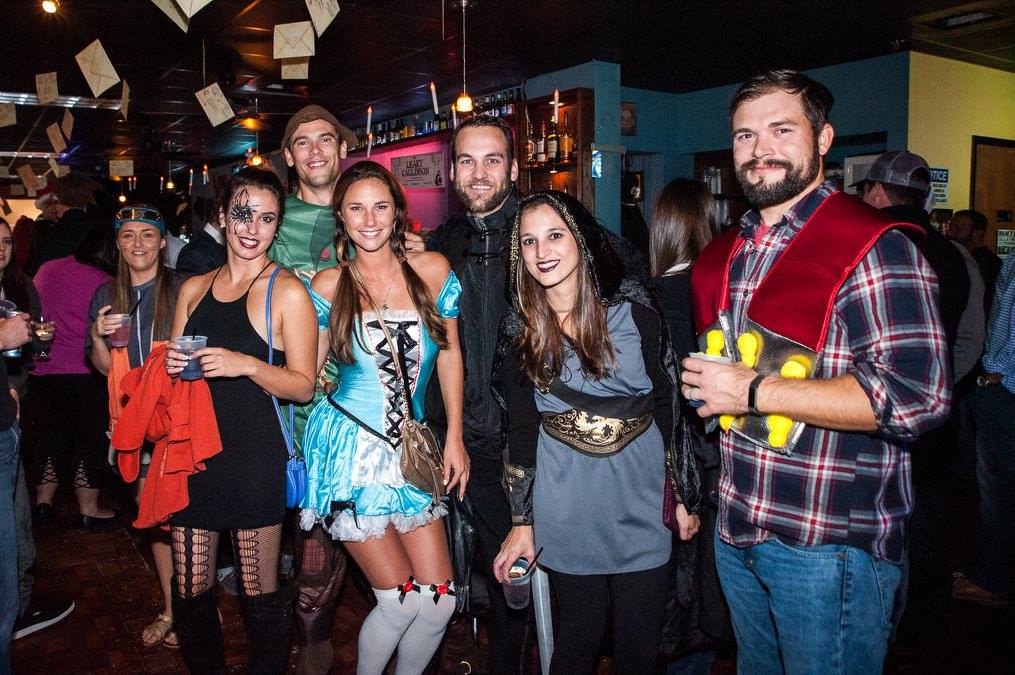 Play Pensacola Bar in Pensacola Florida