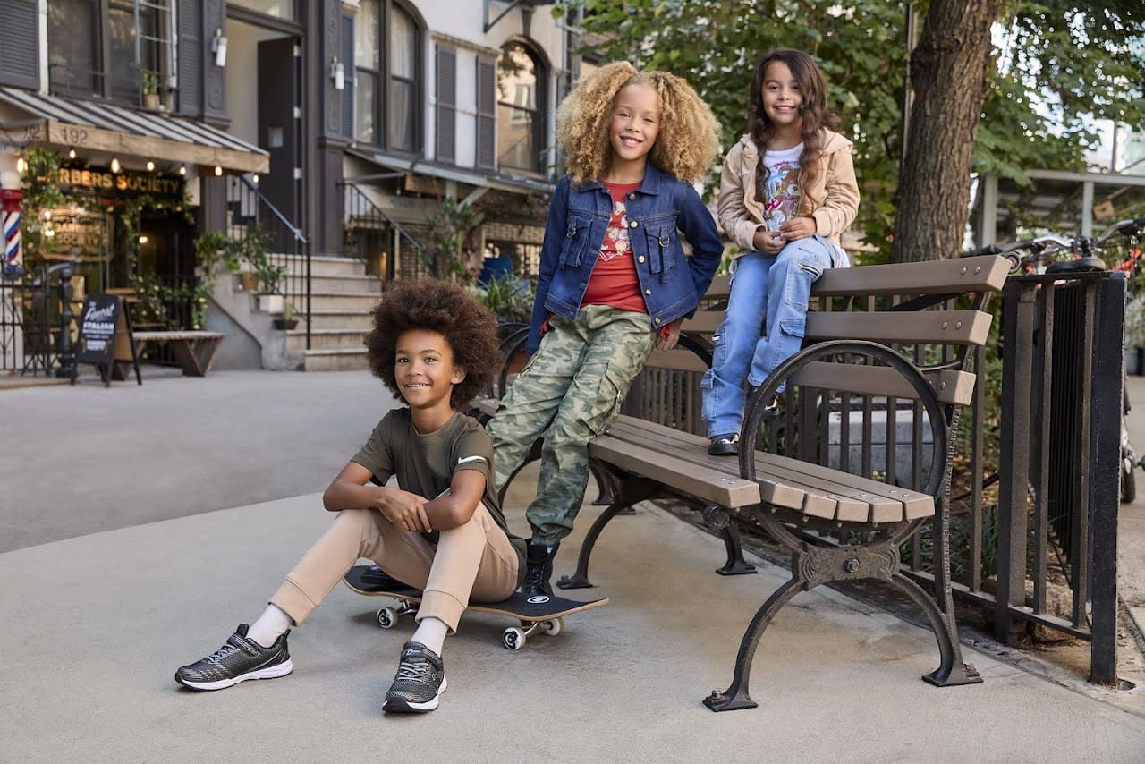 Rainbow Shops Womens Clothing Store in Pensacola Florida