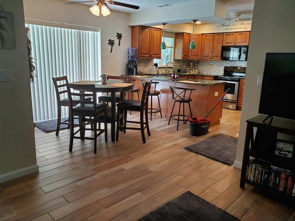 Rebeccas Cleaning Chores and More House Cleaning Service in Mary Esther Florida