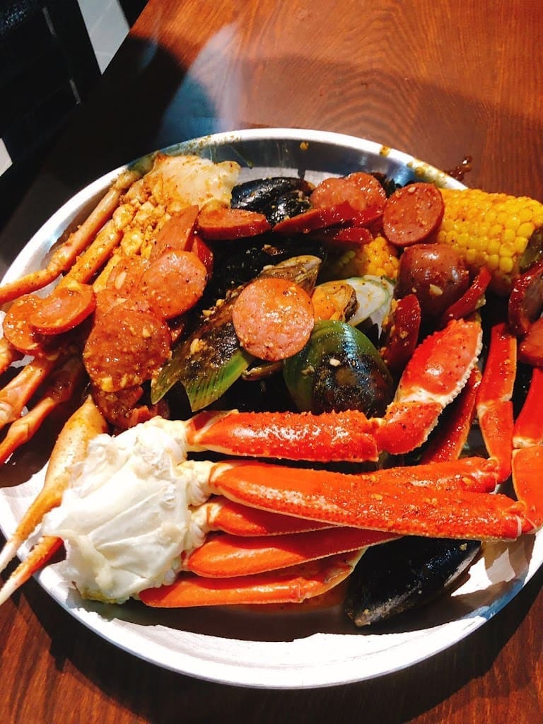 Red Crab Juicy Seafood Restaurant in Pensacola Florida