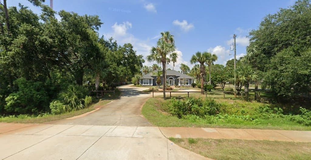 Redmond David Tree Service in Panama City Beach Florida