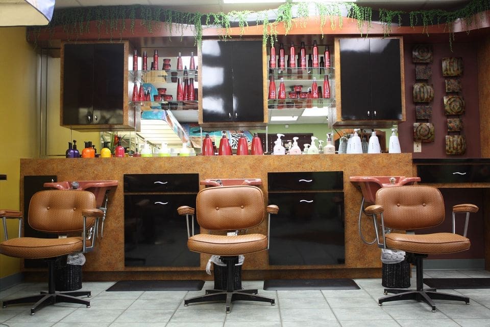 Reflections by Sissy Beauty Salon in Panama City Florida