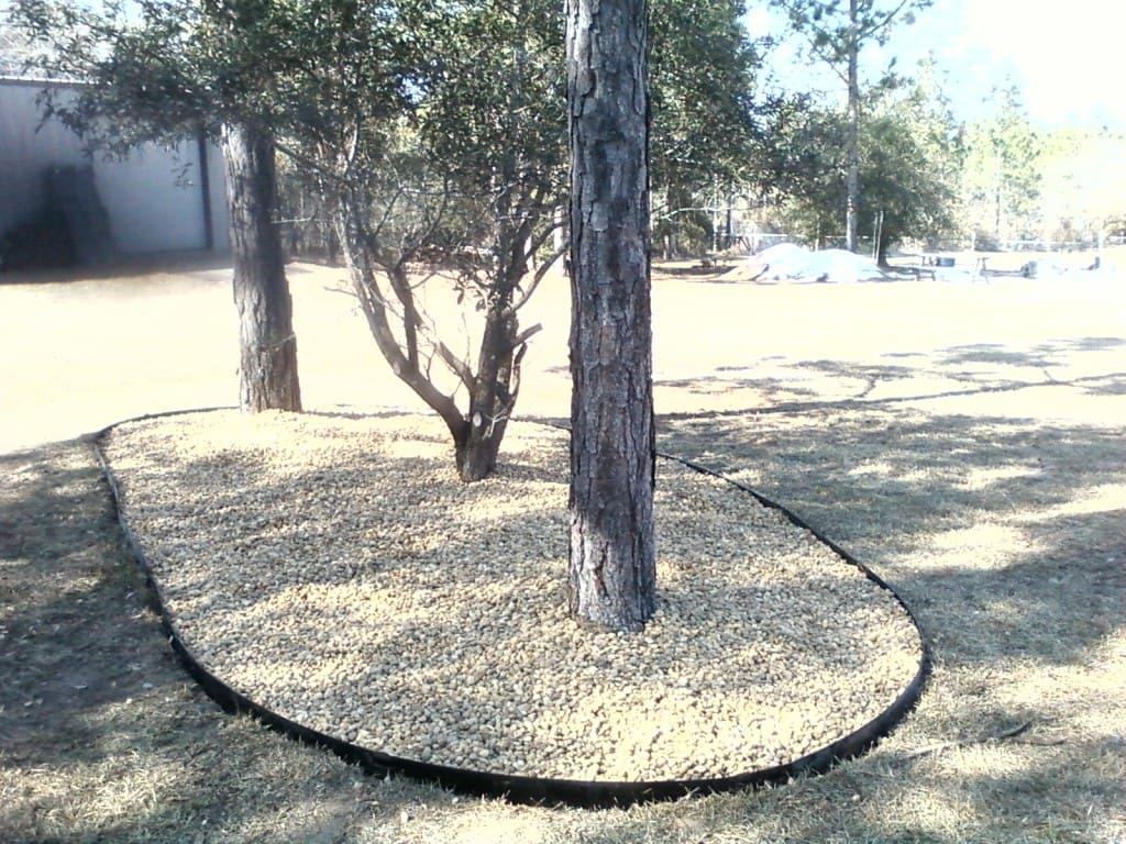 Royal Yard Service Landscaper in Pensacola Florida