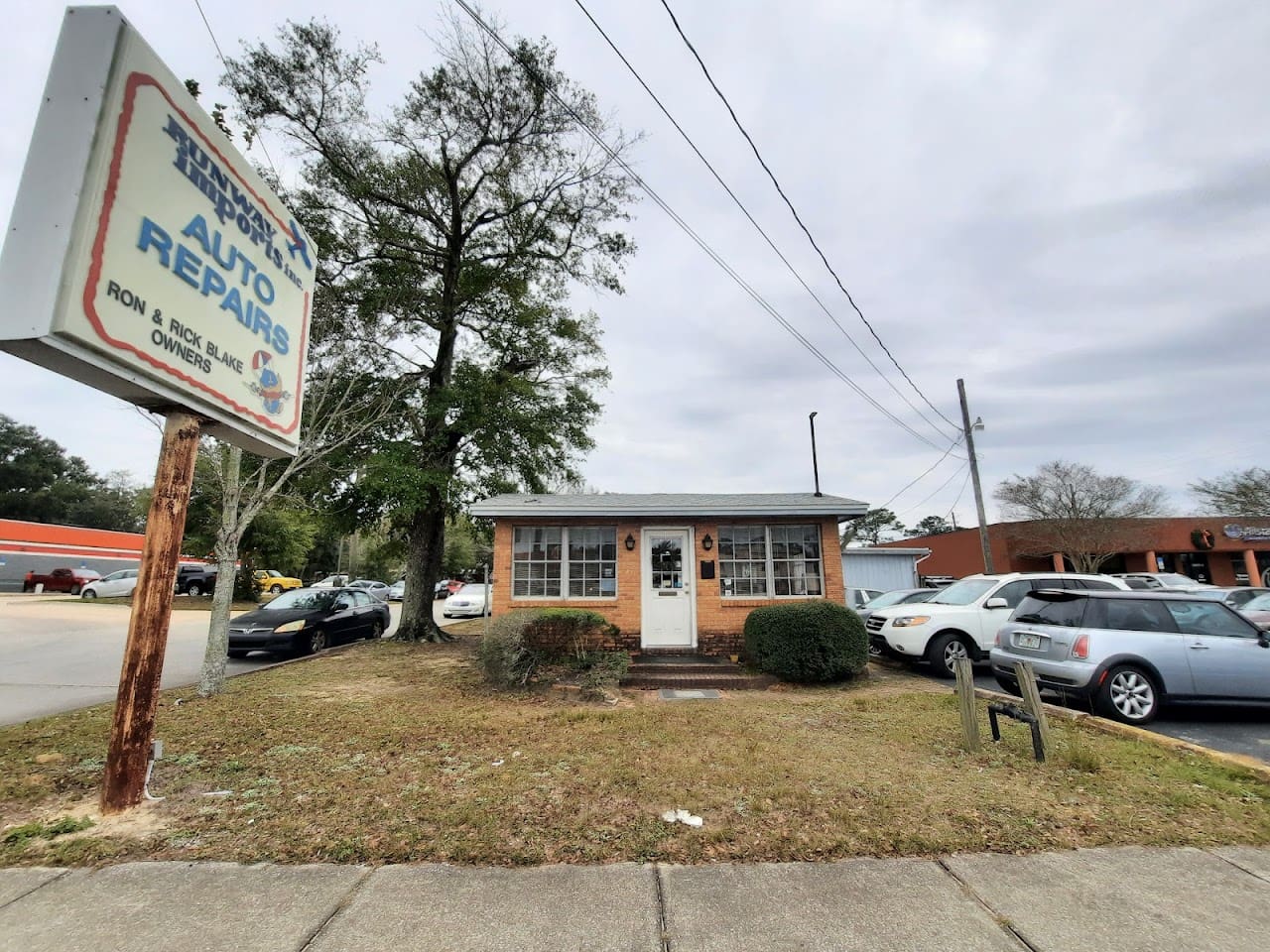 Runway Imports Inc Auto Repair Shop in Pensacola Florida