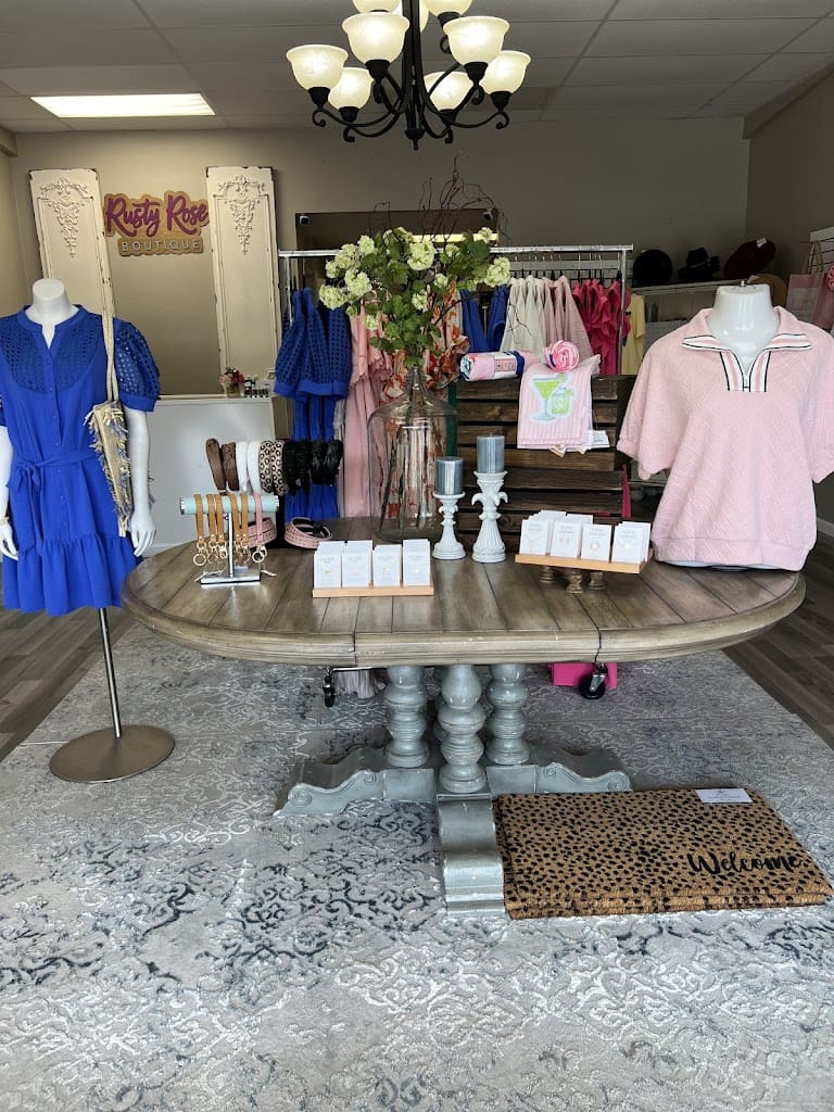 Rusty Rose Boutique Womens Clothing Store in Pace Florida
