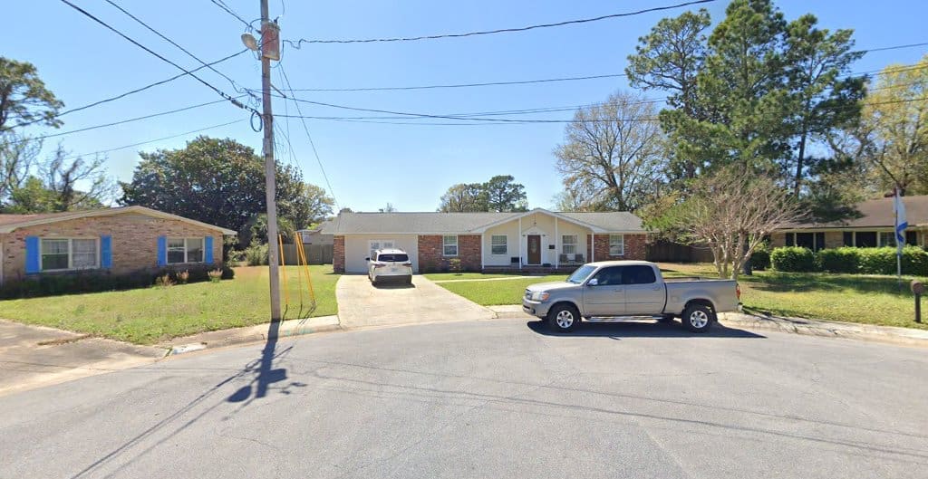 Scenic Pools Llc Swimming Pool Contractor in Pensacola Florida